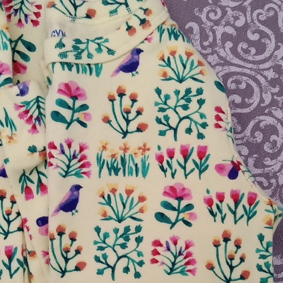 LAST CALL🥳NWOT Gymboree Girl's Pajama Set with Floral Bird Print - Picture 2 of 3
